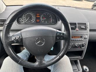 Mercedes A-klasse 150 Avantgarde airco NAP picture 14