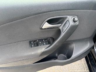 Volkswagen Polo 1.2 TSI  5-drs Highline NAP picture 8