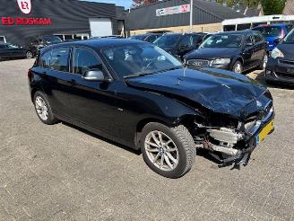 BMW 1-serie 118i Executive automaat Nap picture 3