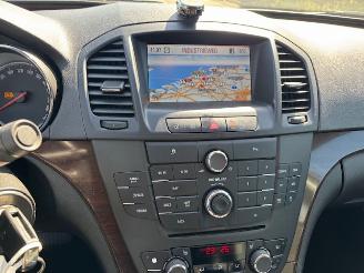 Opel Insignia 2.0 T Ecexutive  automaat 220pk NAP picture 14