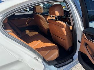 BMW 5-serie 530e iPerformance High Exect.automaat picture 14