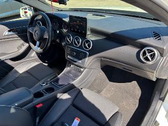 Mercedes A-klasse A180  Automaat Pano  Nap picture 11