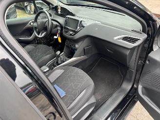 Peugeot 2008 1.2 PureTech  ( km 39.855 Nap) picture 11