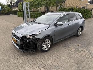 Kia Ceed 1.4T GDI Automaat  Dynamic Plus Line picture 5
