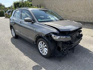 Damaged car Volkswagen T-Cross 1.0 TSI Life 2019/7