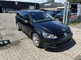 krockskadad bil auto Volkswagen Golf 1.6 TDI DSG Lounge 2015/7