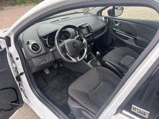 Renault Clio 0.9 TCe Night&Day picture 11