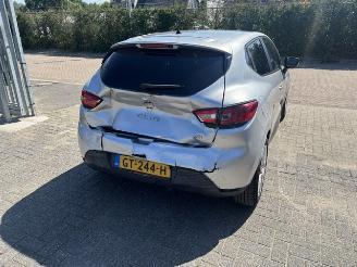 Renault Clio 1.5 DCI 5-drs airco picture 4
