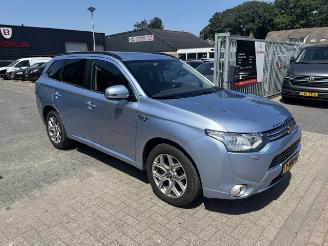Mitsubishi Outlander 2.0 PHEV Instyle NAP picture 2