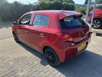 Unfallwagen Mitsubishi Space-star 1.0  5-drs airco NAP 2014/7
