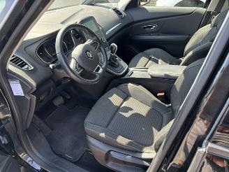 Renault Scenic 1.3 TCE Limited 7-Pers Automaat picture 19