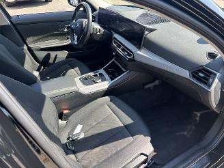 BMW 3-serie 318i NW MODEL Automaat Nap picture 11