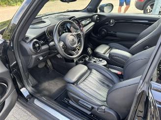 Mini Electric MINI Yours 33 kWh Pano picture 14