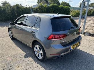 Schadeauto Volkswagen Golf 1.0 TSI 5-drs Clima NAP 2017/7