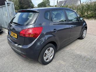Kia Venga 1.6 Automaat X-ecutive picture 2