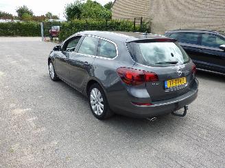 Opel Astra 1.4 TURBO COSMO picture 3