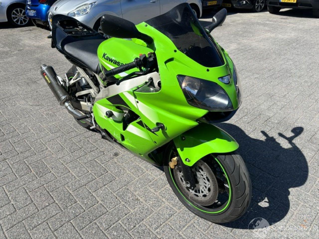 Kawasaki Ninja ZX - 9R Ninja ZX-9R