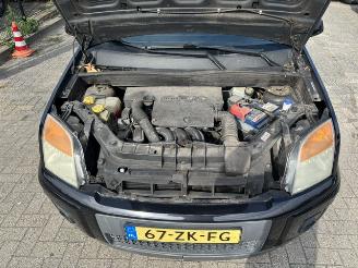 Ford Fusion 1.4 16v Futura Airco NAP picture 11