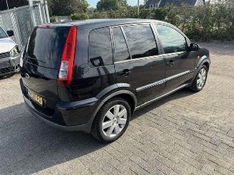 Ford Fusion 1.4 16v Futura Airco NAP picture 3