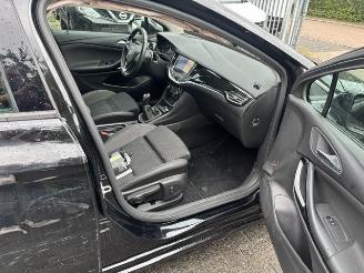Opel Astra 1.2 Elegance Sports picture 8