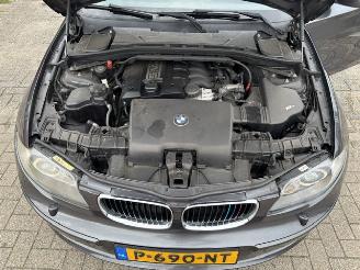 BMW 1-serie 120i  Sport clima 170pk picture 11