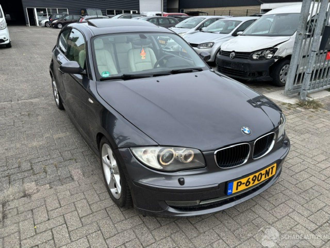 BMW 1-serie 120i  Sport clima 170pk