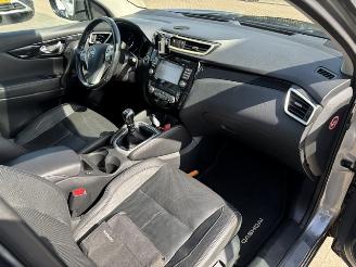 Nissan Qashqai 1.6 Tekna Pano NAP picture 14