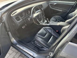 Volvo V-60 2.0 T4 R-Design automaat NAP picture 15