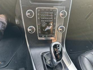 Volvo V-60 2.0 T4 R-Design automaat NAP picture 17