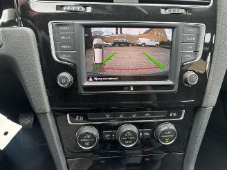 Volkswagen Golf 1.2 TSI Highline NAP picture 16