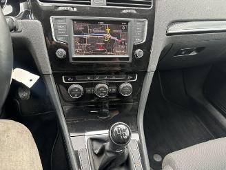Volkswagen Golf 1.2 TSI Highline NAP picture 12
