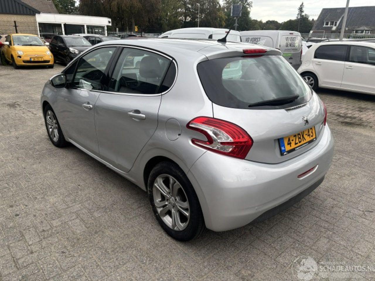 Peugeot 208 1.2 VTI Allure 5-drs clima