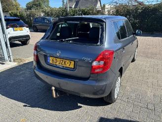 Skoda Fabia 1.6 16v Automaat Clima picture 4