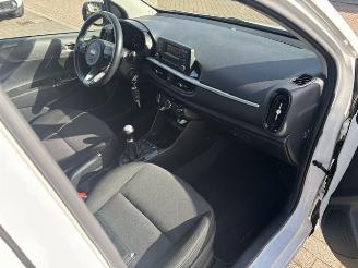 Kia Picanto 1.0 5-drs ExecutiveLine picture 9
