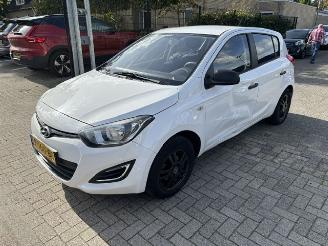 Hyundai I-20 1.2i 5-drs airco picture 5