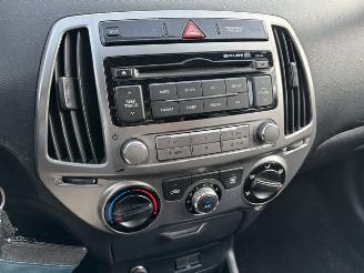 Hyundai I-20 1.2i 5-drs airco picture 10