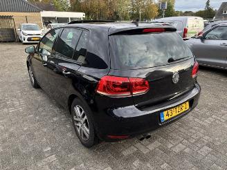 Damaged car Volkswagen Golf 1.4 TSI DSG Highline 122pk 2012/5
