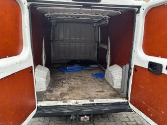 Peugeot Boxer 2.0 HDI L2 330 Premium airco NAP picture 13
