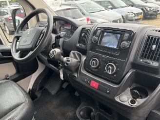 Peugeot Boxer 2.0 HDI L2 330 Premium airco NAP picture 12