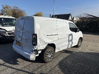 Peugeot Partner 1.5 HDI 75 KW S&S L2 6500 KM!! picture 2