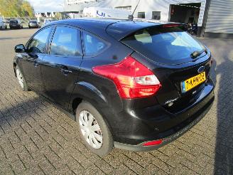 Ford Focus 1.0 EcoBoost Trend 5drs picture 3