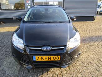 Ford Focus 1.0 EcoBoost Trend 5drs picture 8