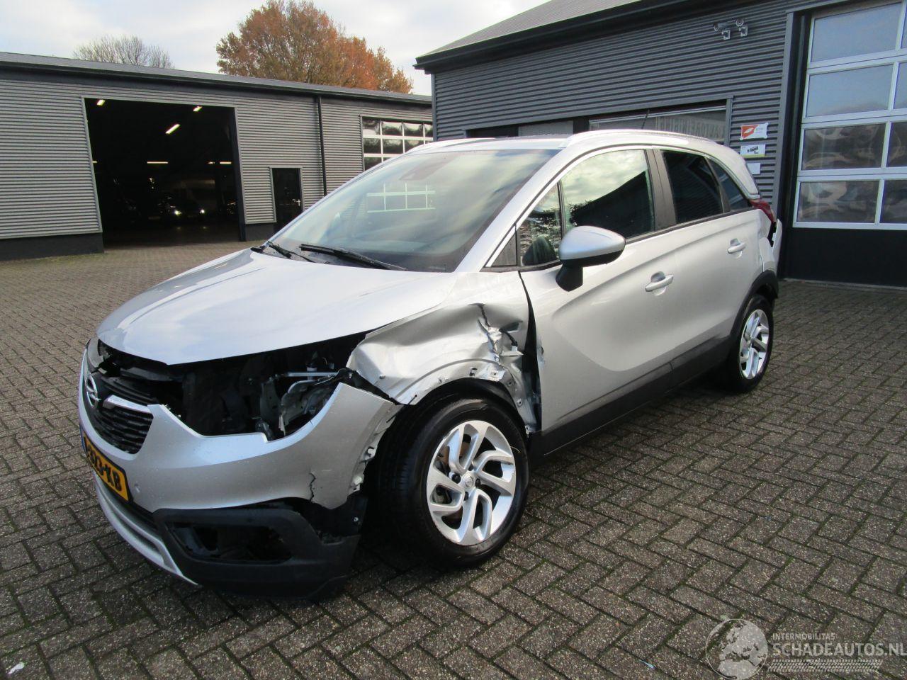 Opel Crossland X 1.2 Turbo innovation automaat