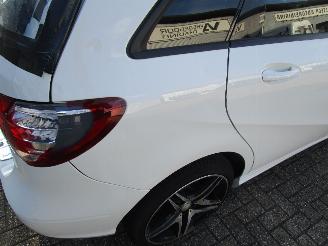 Mercedes B-klasse 180 picture 21