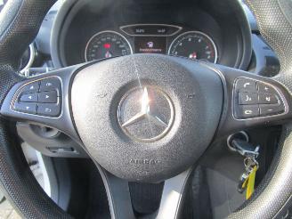 Mercedes B-klasse 180 picture 12