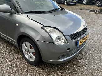 Suzuki Swift 1.3 Comfort picture 23