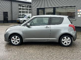 Suzuki Swift 1.3 Comfort picture 2