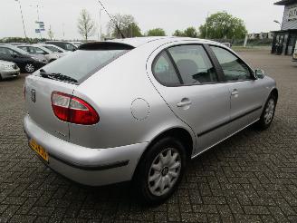 Seat Leon 1.6-16V Stella picture 5