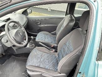 Renault Clio 1.2 TCE Expression picture 10