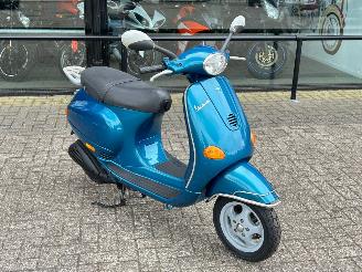 Vespa  ET4 125cc picture 7